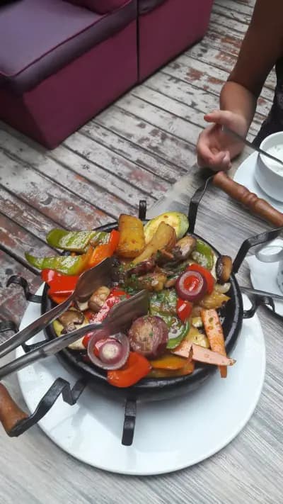 Maestro bar & food