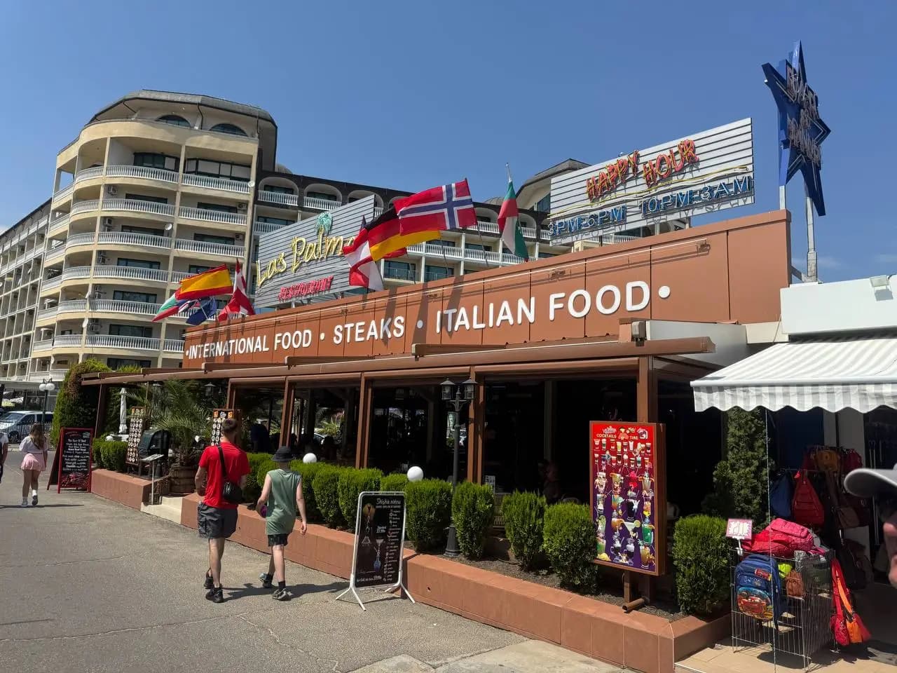 Las Palmas Bar and Dinner