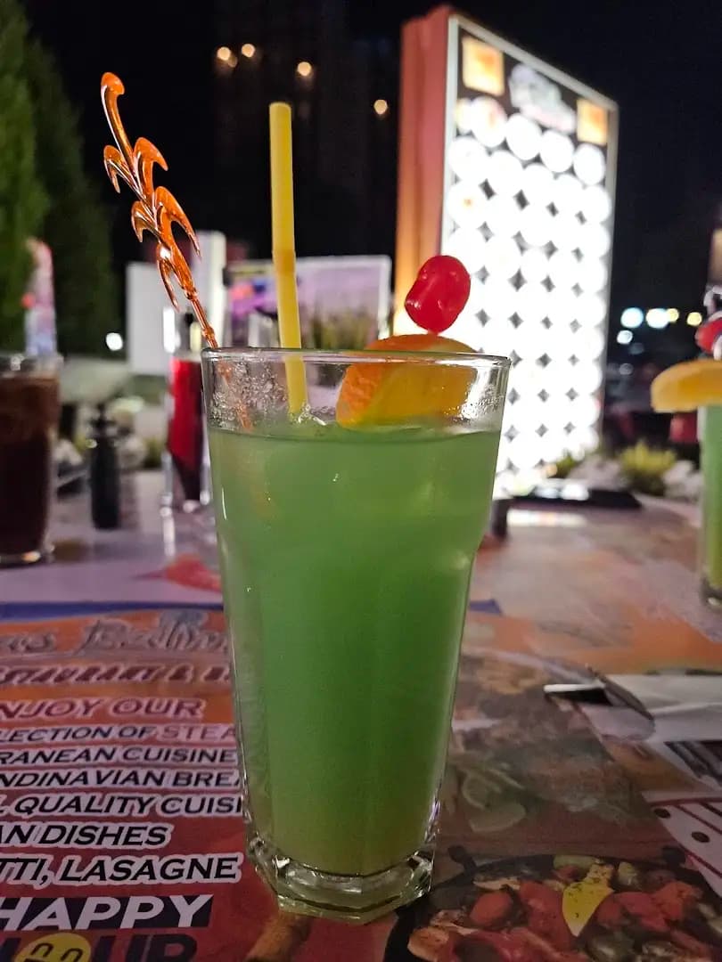 Las Palmas Bar and Dinner