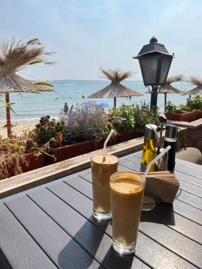 La Cubanita En El Mar Sveti Vlas