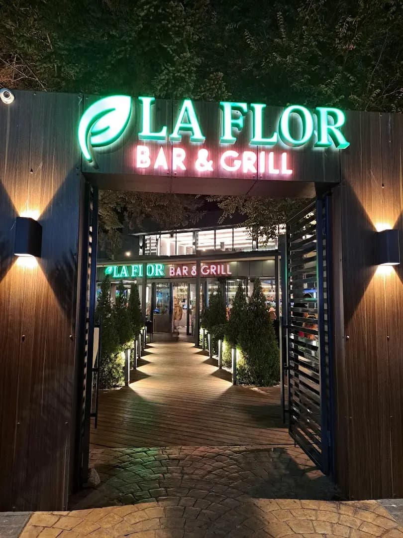 La Flor Bar & Grill Sunny Beach