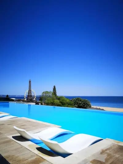 Skyfall Infinity Pool