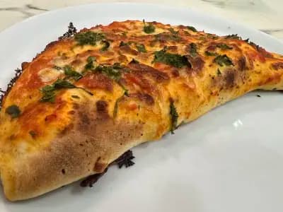 Ресторант- пицария "Замъка"