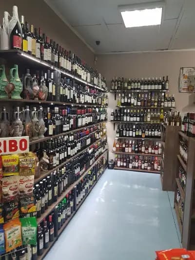 Merlin (Wine, Liquor & Souvenirs shop)
