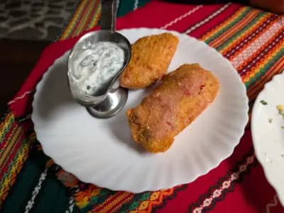 Traditional Mehana Mamin Kolio
