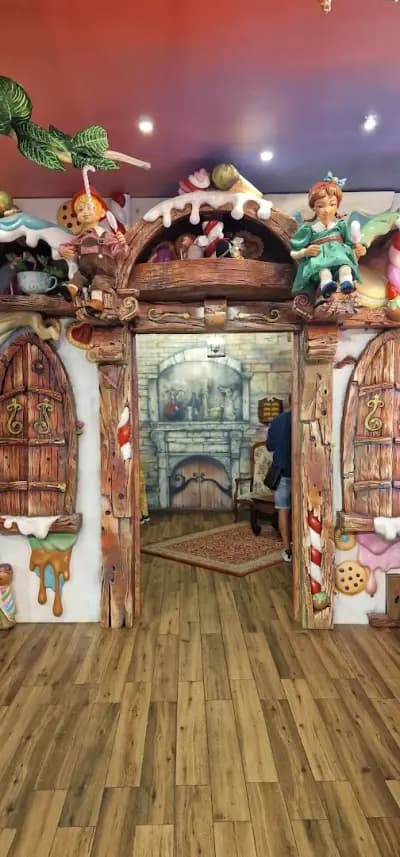 Hans & Gretel | Sofia