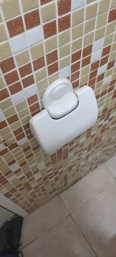 Плувен басейн "Делфини"