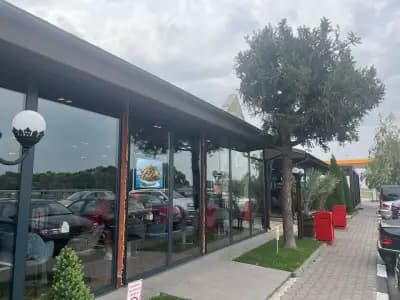Happy Bar & Grill Shell South