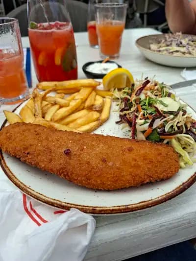 Happy Bar & Grill Center (Burgas)