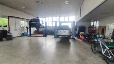 Автокомплекс Джони Ауто
