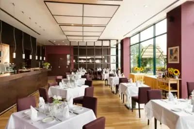 Expo Sofia Hotel - Free Arrival shuttle bus - Free Parking - Free Compliments - Free Wi-Fi
