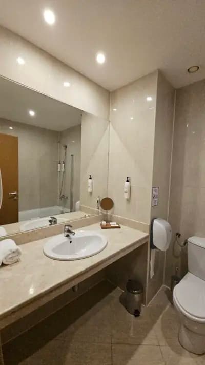 Expo Sofia Hotel - Free Arrival shuttle bus - Free Parking - Free Compliments - Free Wi-Fi