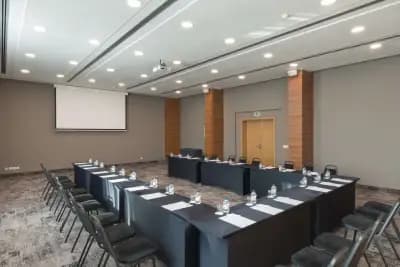 Expo Sofia Hotel - Free Arrival shuttle bus - Free Parking - Free Compliments - Free Wi-Fi