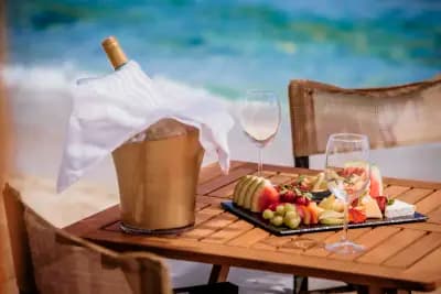 Bamboo Beach food & music