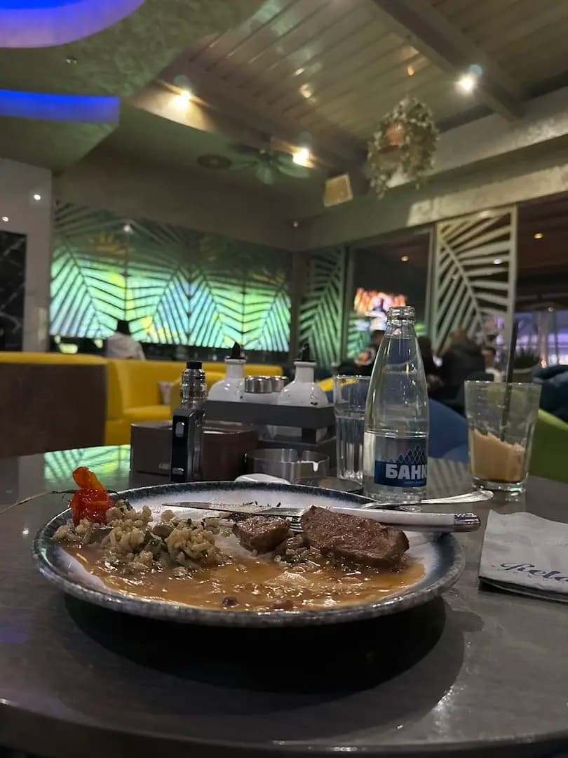 Релакс бар и динър
