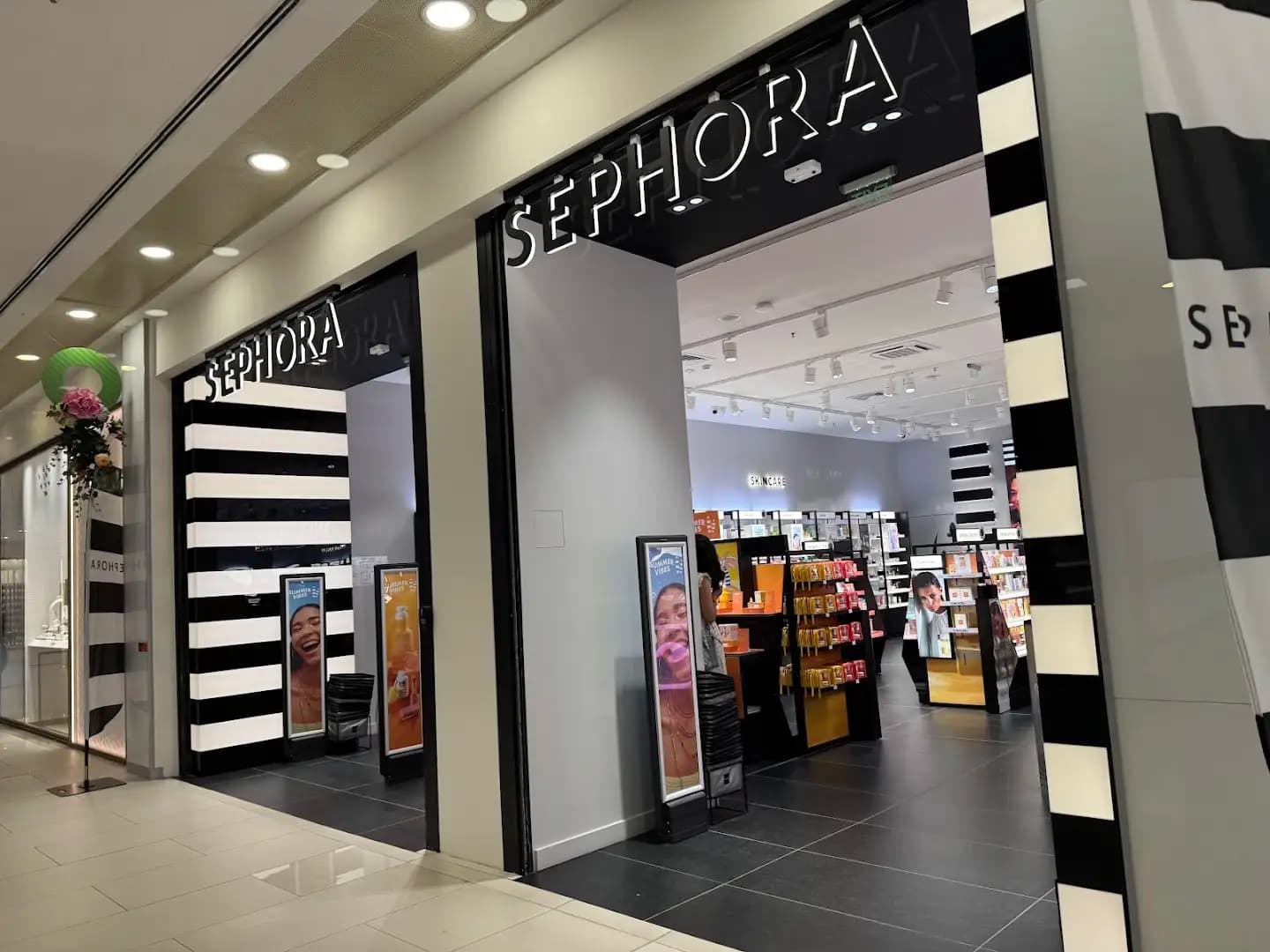 Джъмбо Пловдив Плаза