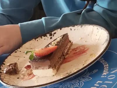 Bouzouki LIVE Restaurant