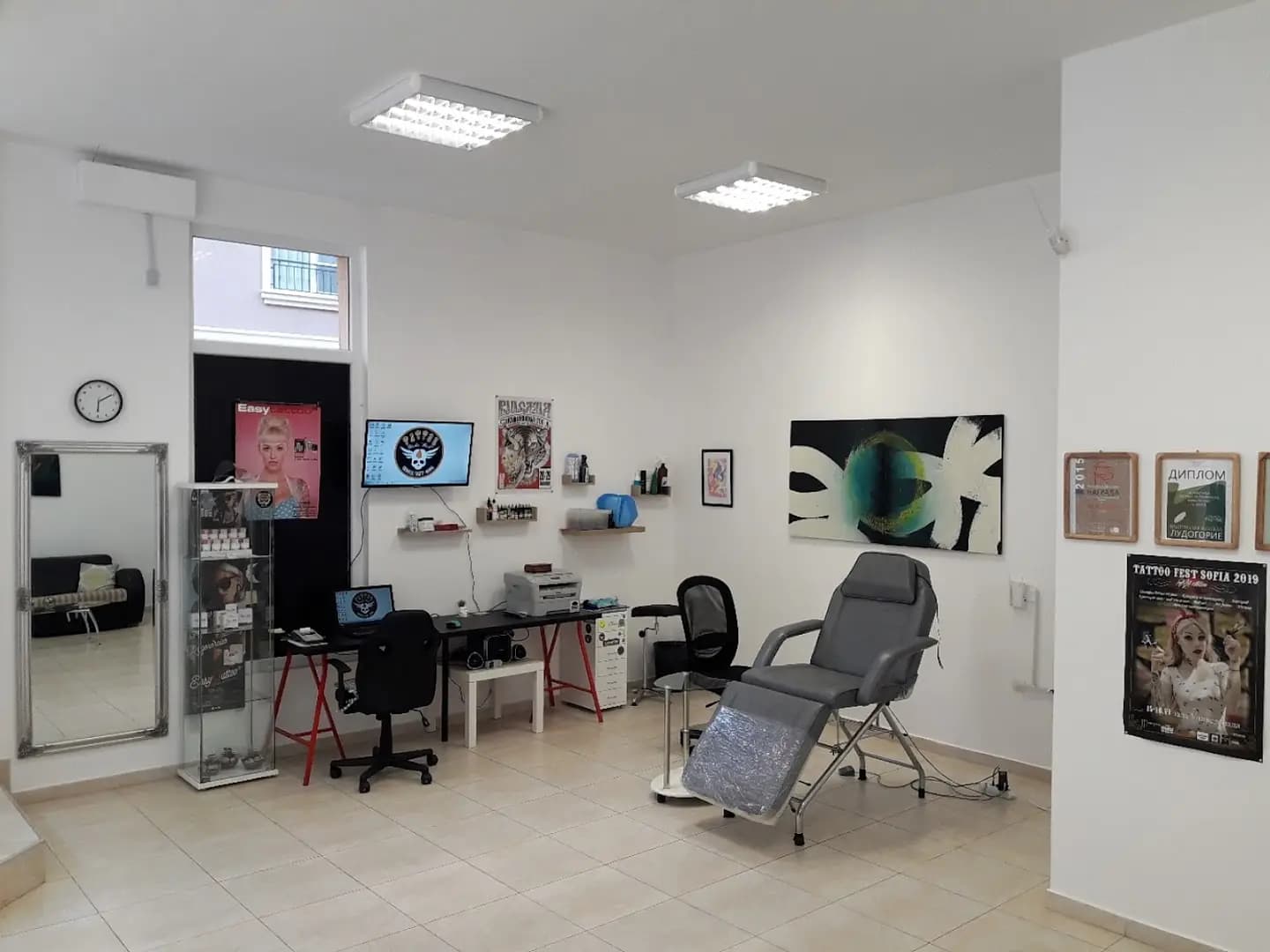 ТАТТОО Studio "Bird" Pomorie