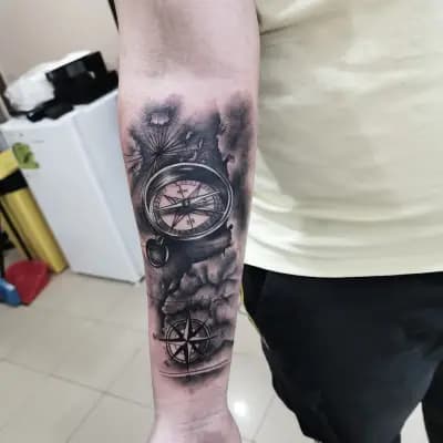 Evi Art tattoo
