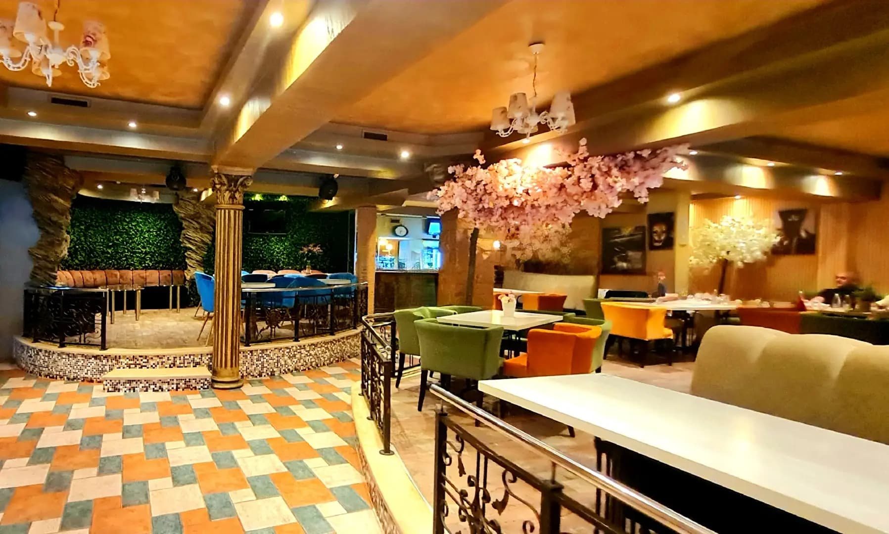 Fashion Bar&Dinner