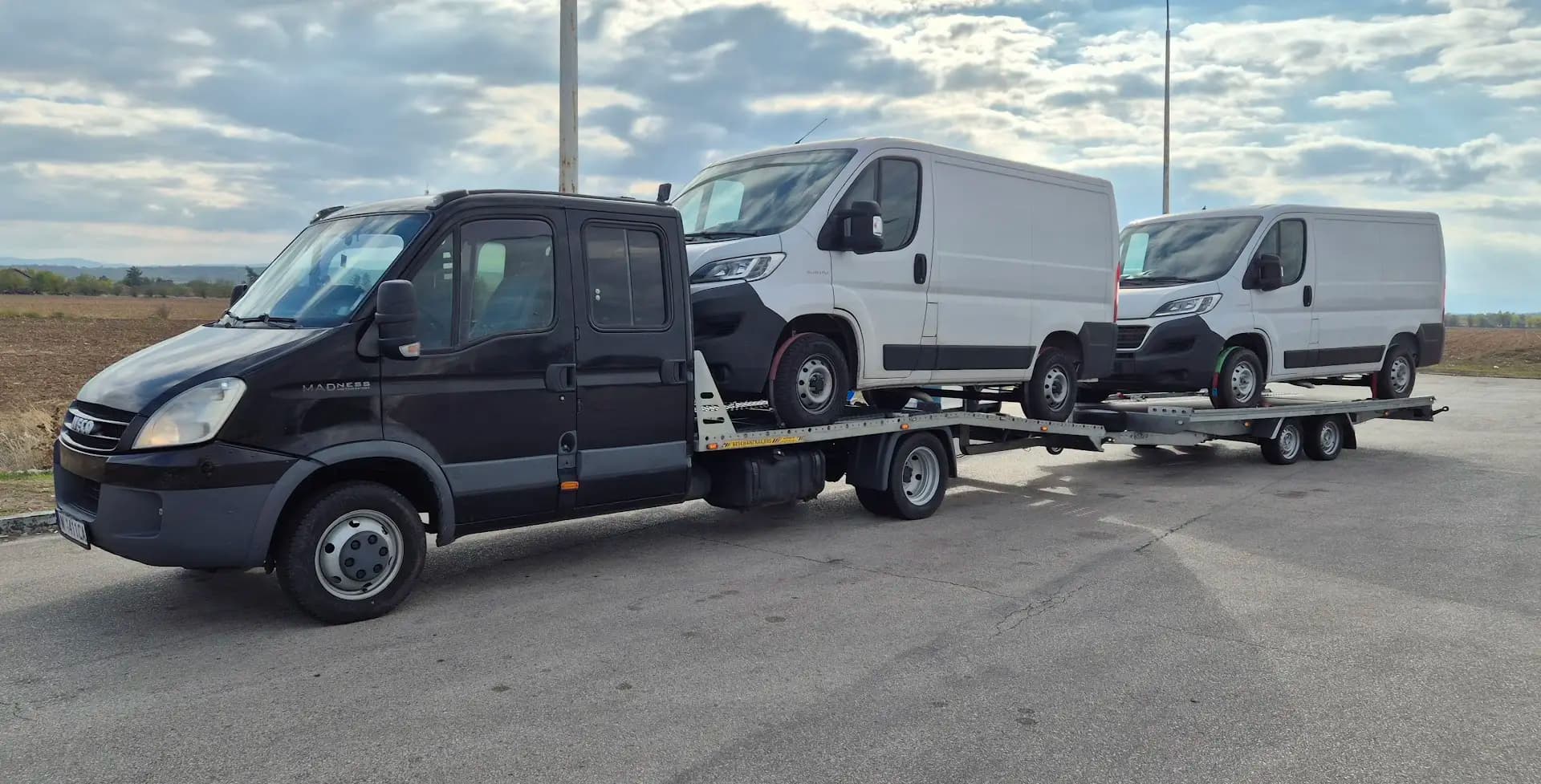 Пътна помощ Монтана, Берковица, Петрохан, Репатрак, Road assistance, Tractari, Платформа