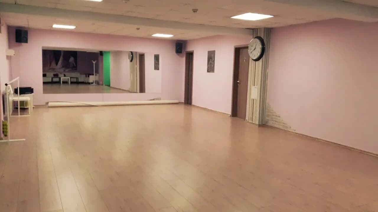 Pretty Dance Hall