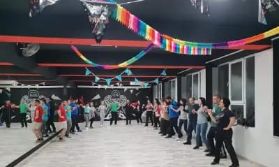 Клуб по български народни танци "Настроение"