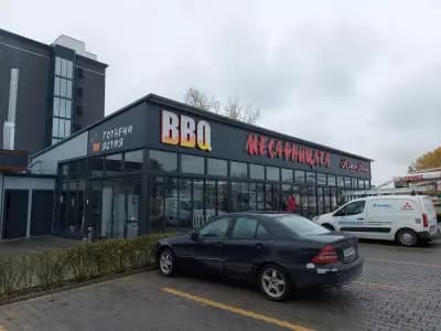 Месарницата Южен Полъх на Кукленско шосе