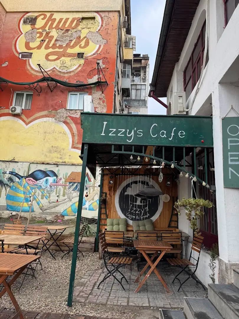 Izzy's Coffee and Brunch