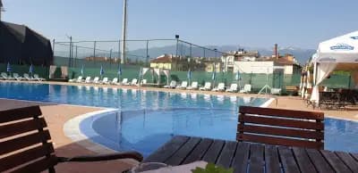 Ozio Pool