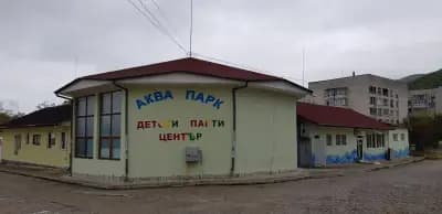 Централен градски плувен басейн