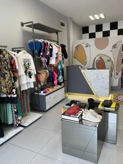 Love|Labels Fashion Boutique