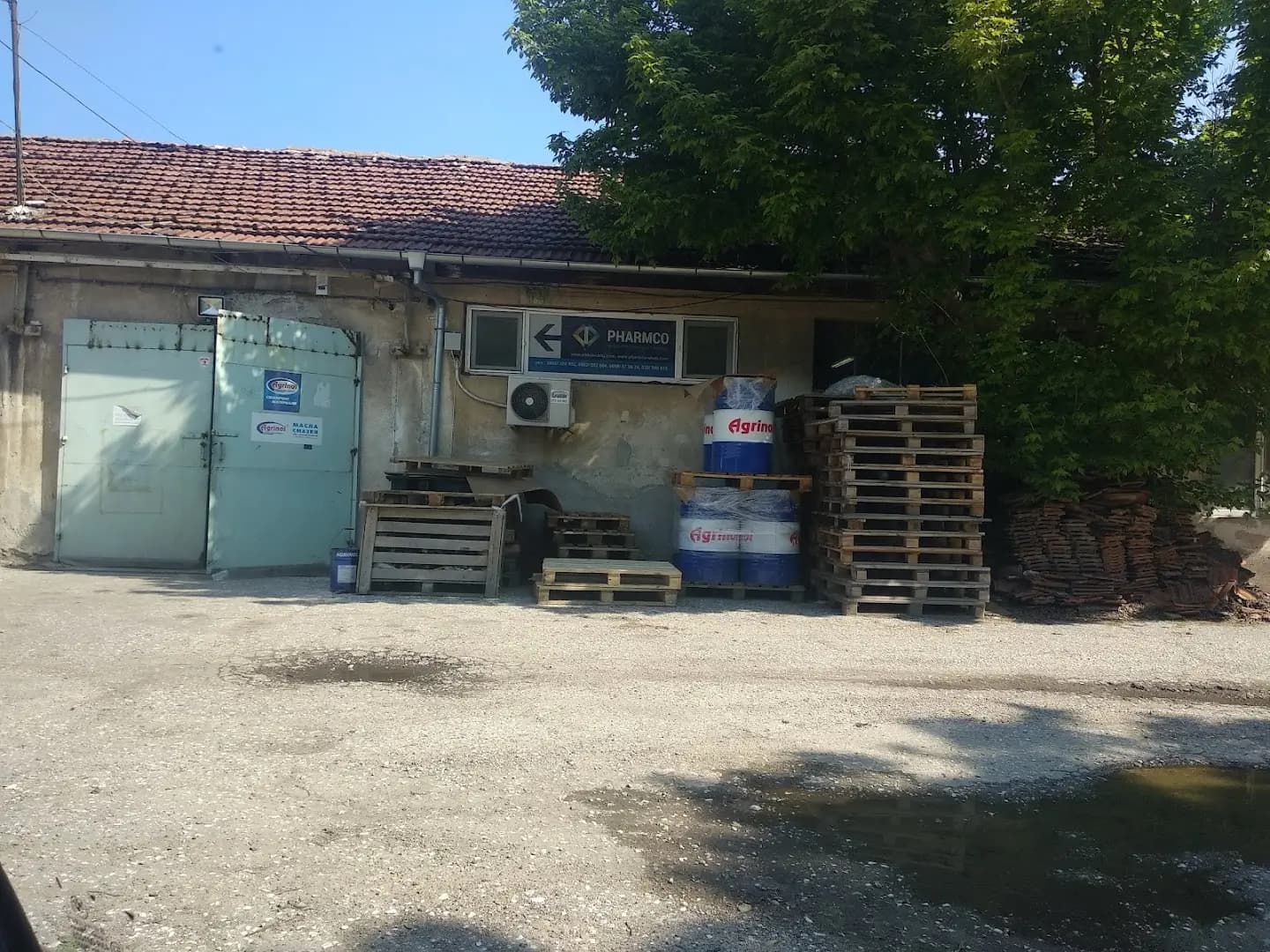 Склад Фармко Масла и Греси