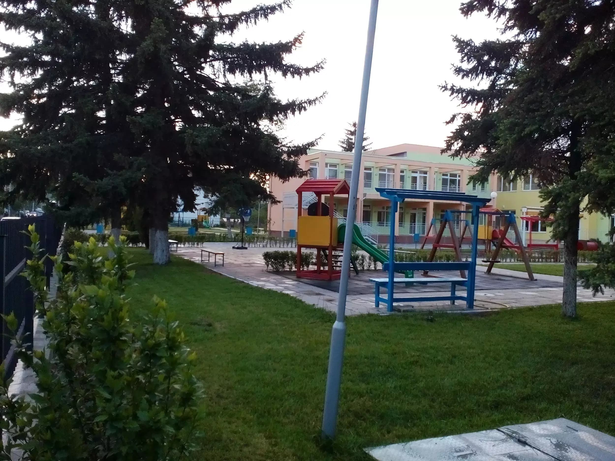 ДГ 121 р-н Нови Искър