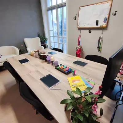 Езиков център "ИкигаЙ"