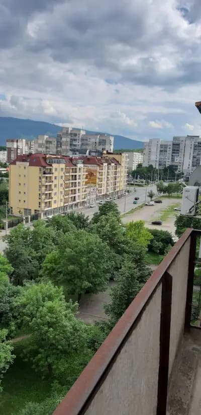 Пица, Бургери, Скара