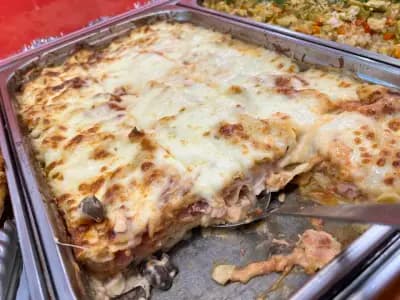 Домашна кухня "Кулинарните изкушения на Емии"