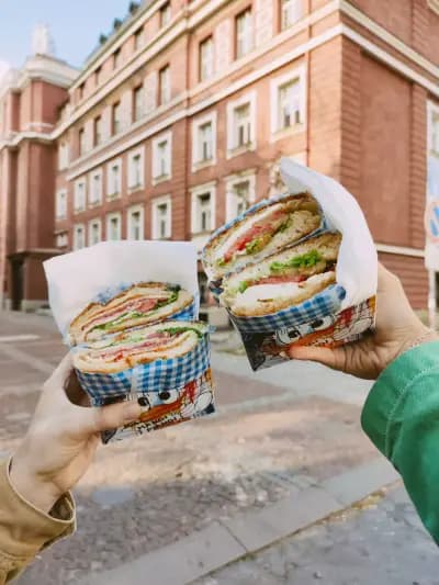 Mangi & Piangi Street Food ( ул. Иван Вазов 6 )