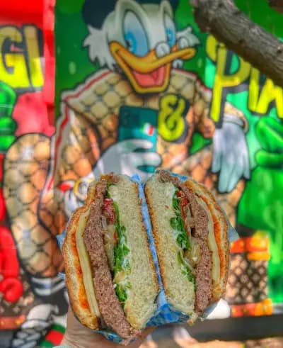 Mangi & Piangi Street Food ( ул. Иван Вазов 6 )