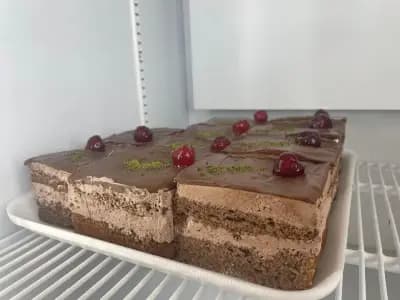 Ангел Джан бърза закуска