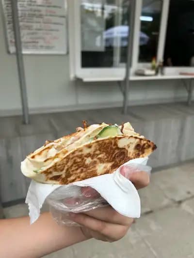 "Нещо Вкусно"