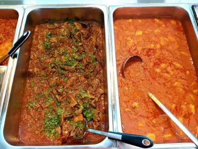 MOM'S FOOD