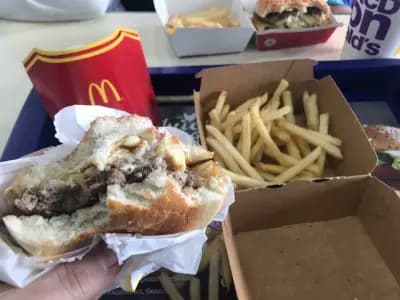 Макдоналдс