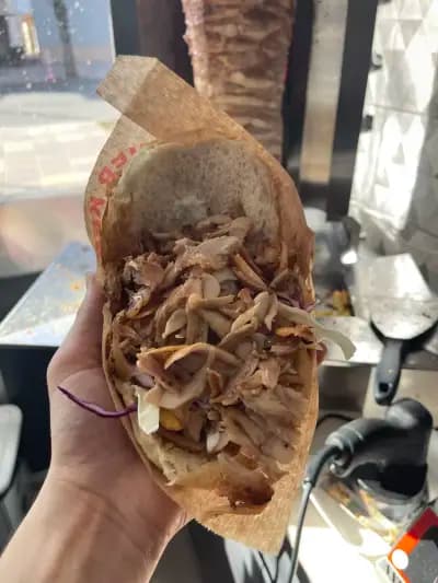 Day and Night Döner