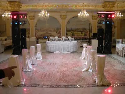 Dj Найден Найденов Дисководещ, Диджей за сватби, партита, осветление.