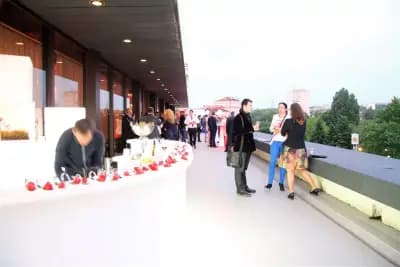 Лаура Кетъринг
