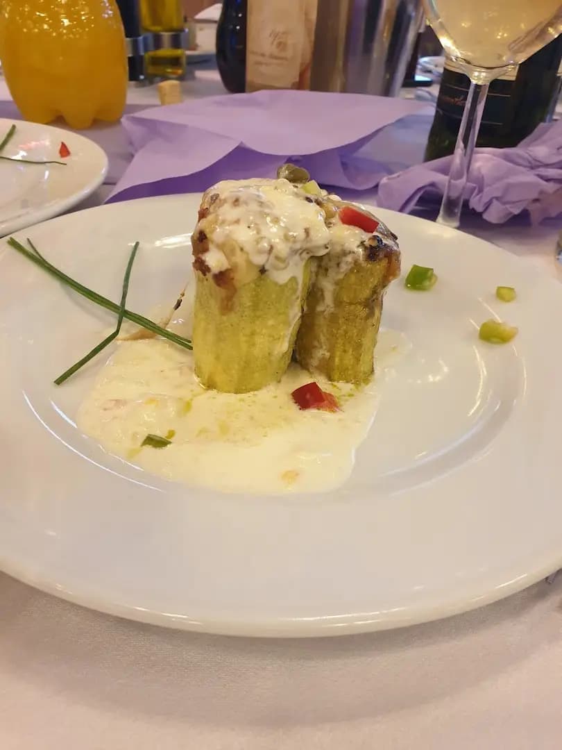 Лаура Кетъринг