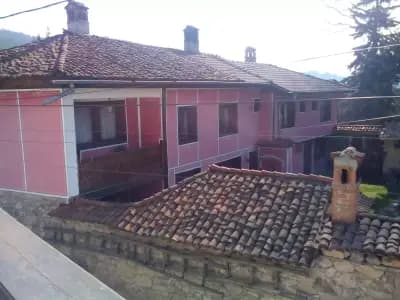 Nenchova Guest House