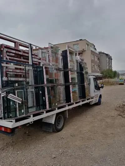 "Chukurovi & Co" - Hammer Plast