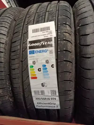 Автоцентър МАКС